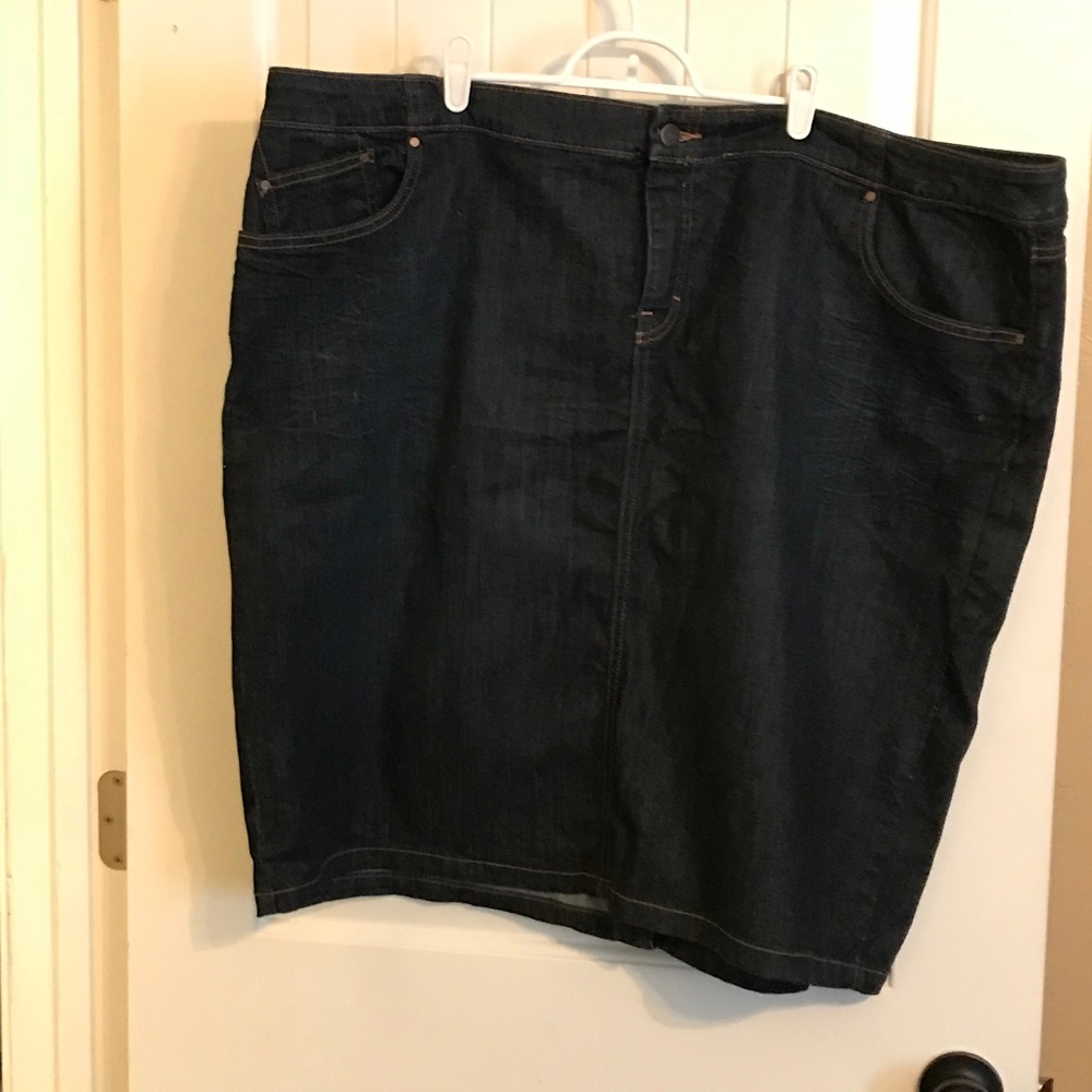 Old Navy Denim Pencil Skirt, 26